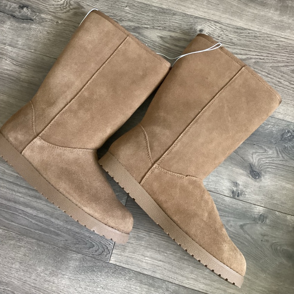 Universal Thread Women's Tan Suede Boots size 9